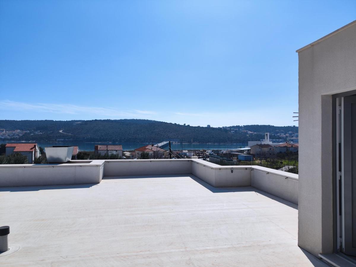 Olives Garden Apartment Trogir Exterior foto